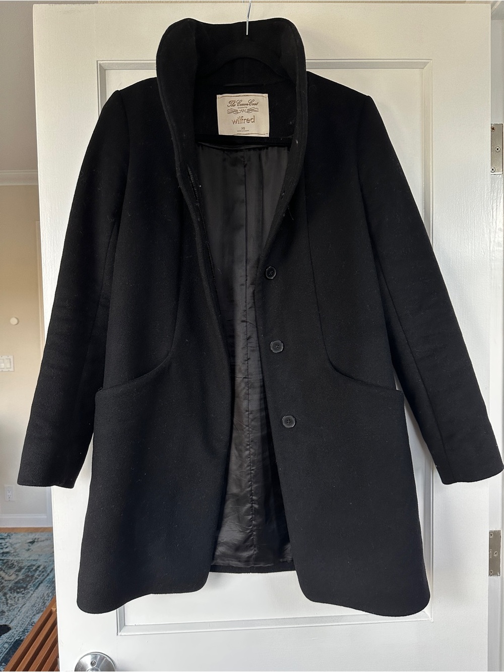 Aritzia Cocoon Coat — Wool Cashmere Black Coat XS